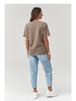 T-shirt model 223552 Makadamia T-shirt model 223552 Makadamia