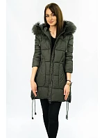 PIKOWANA DAMSKA KURTKA ZIMOWA Z KAPTUREM KHAKI model 21242036 - Libland PIKOWANA DAMSKA KURTKA ZIMOWA Z KAPTUREM KHAKI model 21242036 - Libland