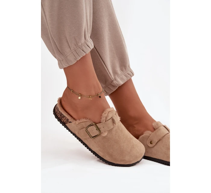 Dámské nazouváky s podšívkou s přezkou Béžové model 21715161 - Boto