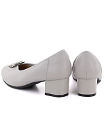 Semišové pantofle na platformě Potocki W WOL105C hnědé