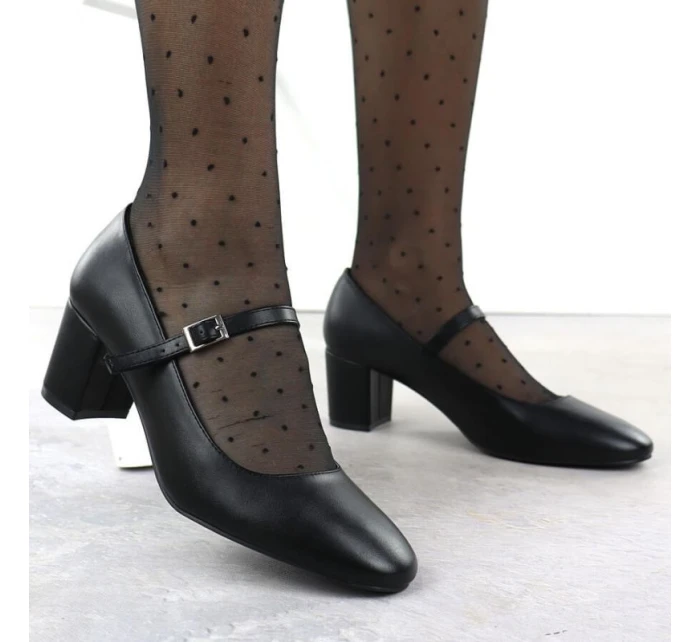 Černé lodičky Sergio Leone na nízkém podpatku s páskem PB176