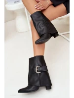 Zateplené boty na podpatku s ohrnutým svrškem a zlatou sponou černé model 21706572 - Boto Zateplené boty na podpatku s ohrnutým svrškem a zlatou sponou černé model 21706572 - Boto