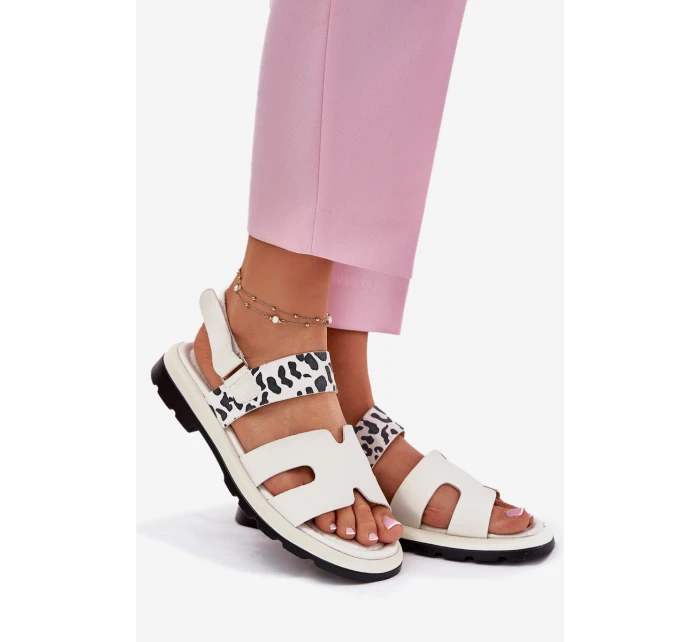 Dámské Kožené Sandály Na Plochém Podpatku Leopard model 21697799 Béžové - VINCEZA