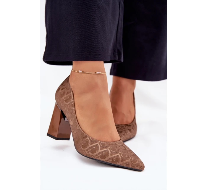 Dámské Lodičky Na Podpatku S Dekorativním Vytlačením Vinceza 62254 Hnědé