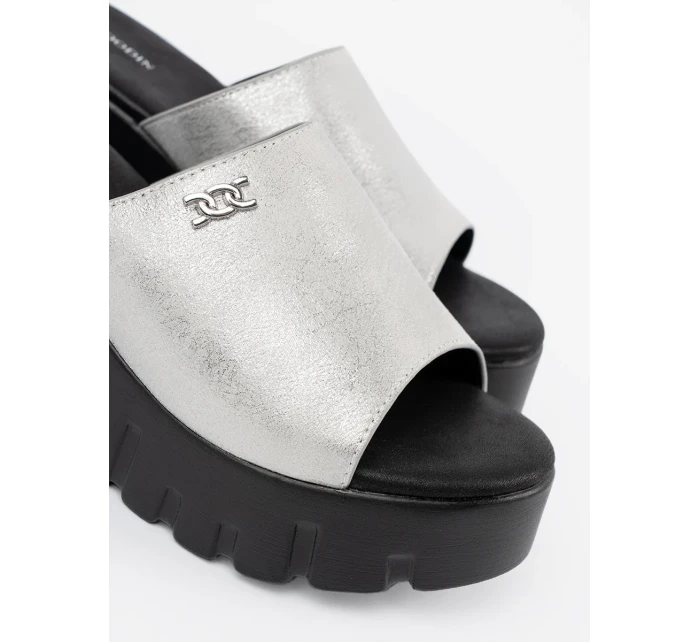 Moderní nazouváky dámské stříbrné platforma Moderní nazouváky dámské stříbrné platforma