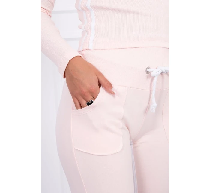 Sada s dvojitými pruhy pudrově růžové barvy Sada s dvojitými pruhy pudrově růžové barvy