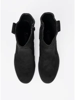 Výborné dámské  kotníčkové boty černé bez podpatku