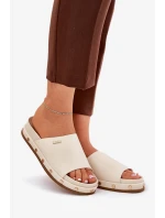 Dámské pantofle na platformě s cvočky Big Star – béžové Dámské pantofle na platformě s cvočky Big Star – béžové