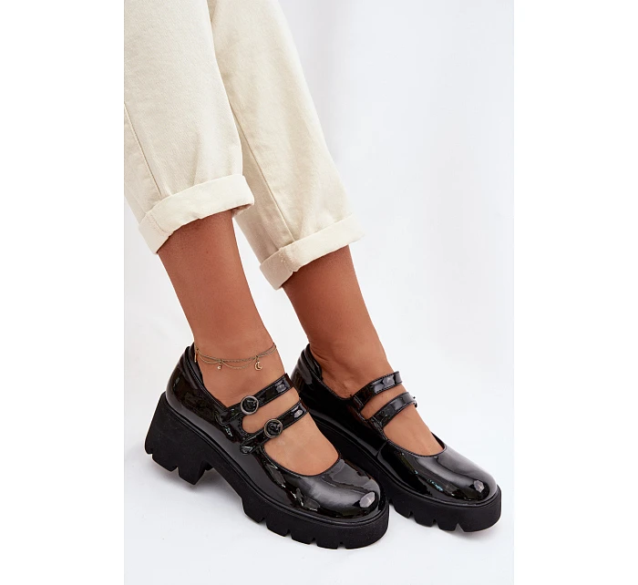 Lakované dámské polobotky na podpatku s pásky model 22039927 - Boto