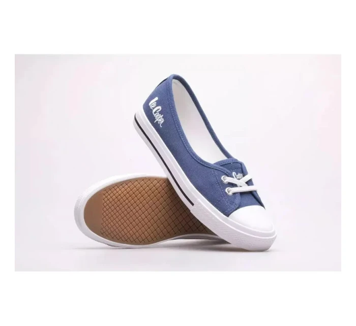 Dámské sportovní boty model 21266061 Modrá jeans s bílou - Lee Cooper