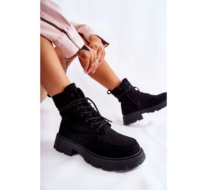 Dámské semišové kozačky zavazované Černá model 21593395 - Boto Dámské semišové kozačky zavazované Černá model 21593395 - Boto