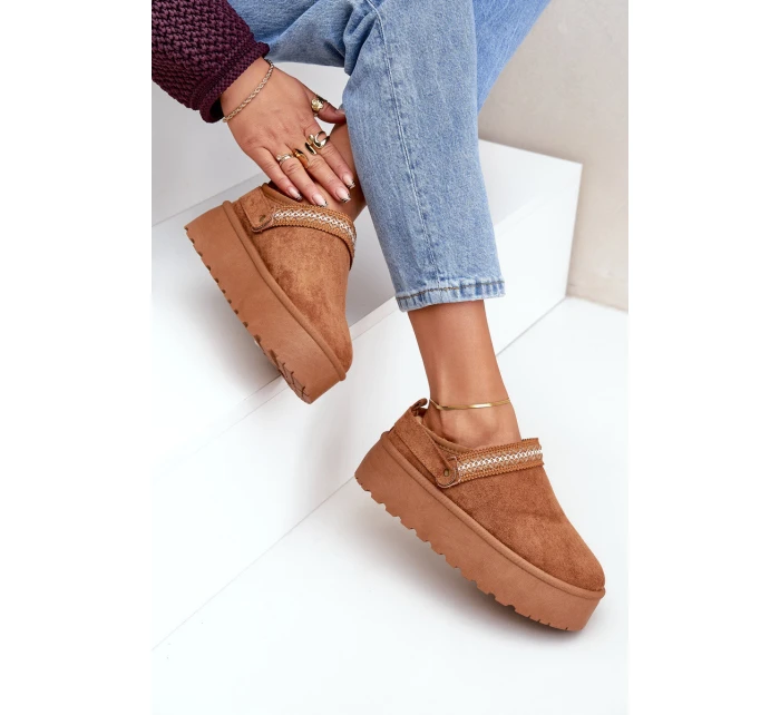 Sněhule S Dekorativním Vyšíváním Camel Selithria