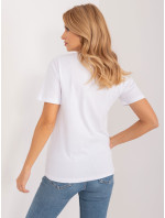 Bílé dámské tričko s aplikací ve tvaru motýla