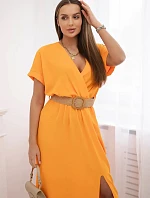 Dlouhé šaty s ozdobným páskem pomeranč