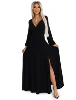 Černé dlouhé lesklé dámské šaty s výstřihem a dlouhými rukávy model 20620011 - numoco