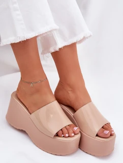 Dámské Pantofle Na Platformě A Klínu Béžové model 21687188 - Boto