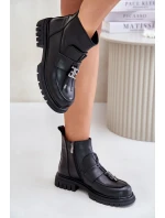 Kožené Kotníkové Boty Na Plochém Podpatku S Dekorací Zateplené Černé model 21675527 - EVENTO Kožené Kotníkové Boty Na Plochém Podpatku S Dekorací Zateplené Černé model 21675527 - EVENTO