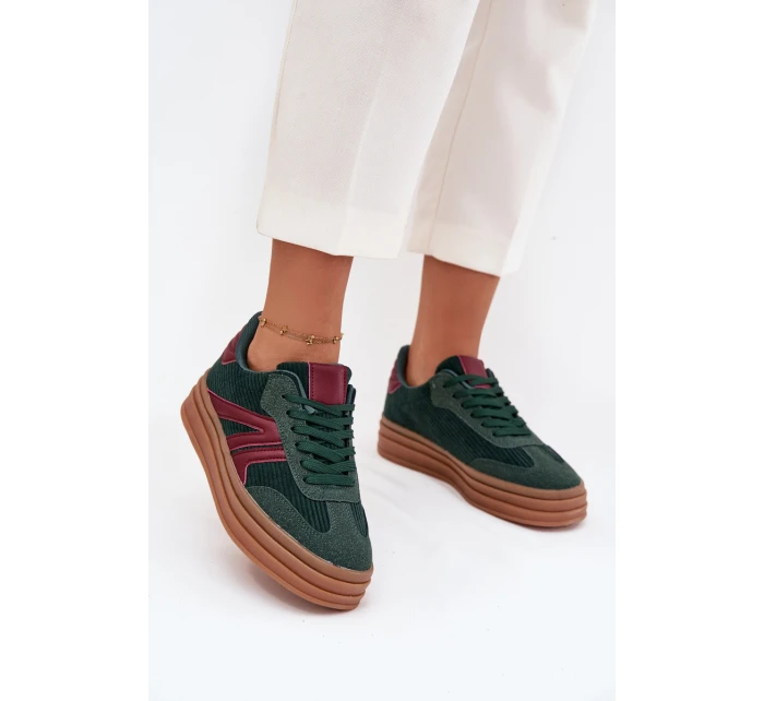 Sametové dámské tenisky na platformě Zelené model 21710188 - Boto Sametové dámské tenisky na platformě Zelené model 21710188 - Boto