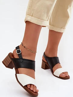 Sandály na podpatku  model 227912 Step in style