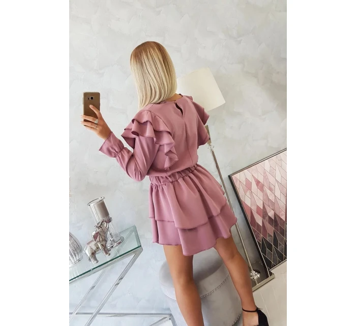 Dámské šaty se volány tmavě růžové  model 20298086 - Kesi