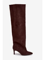 Dámské kozačky na jehlovém podpatku bez zapínání v čokoládové barvě model 21707734 - Boto