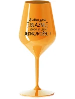 VŠICHNI JSOU BLÁZNI...JENOM JÁ JSEM JEDNOROŽEC! - oranžová nerozbitná sklenice na víno 470 ml VŠICHNI JSOU BLÁZNI...JENOM JÁ JSEM JEDNOROŽEC! - oranžová nerozbitná sklenice na víno 470 ml