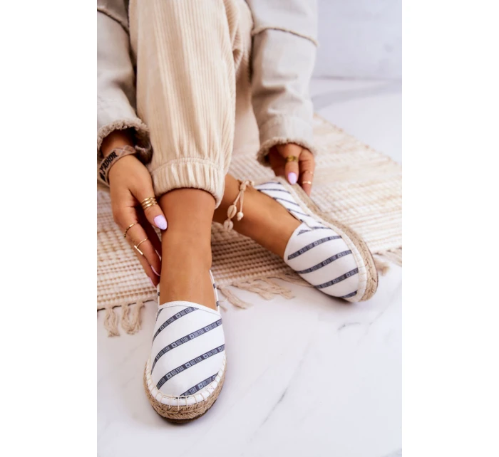 Dámské klasické espadrilky Big Star model 21580313 Bílé - Big Star Shoes Dámské klasické espadrilky Big Star model 21580313 Bílé - Big Star Shoes