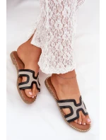 Dámské Pantofle Na Plochém Podpatku Černé model 21703847 - Boto Dámské Pantofle Na Plochém Podpatku Černé model 21703847 - Boto