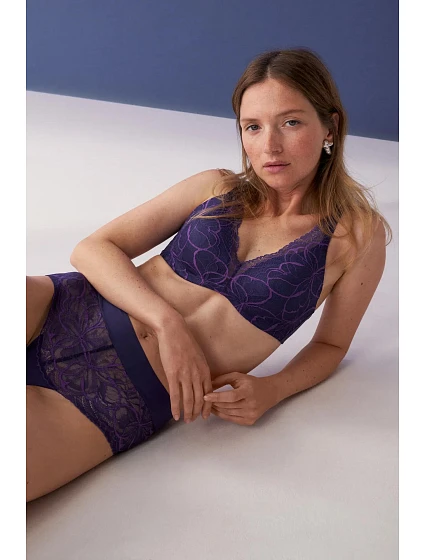 Body Make-Up Illusion Lace Shorty - UNKNOWN - TRIUMPH UNKNOWN - TRIUMPH Body Make-Up Illusion Lace Shorty - UNKNOWN - TRIUMPH UNKNOWN - TRIUMPH