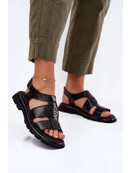 Kožené dámské sandály lakované s ozdobným detailem model 21697565 černé - Artiker