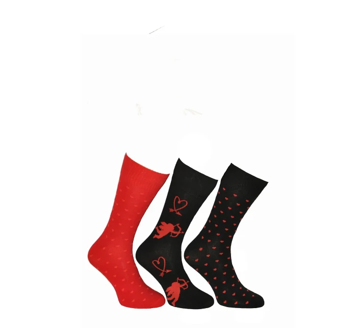 Vzorované pánské ponožky Steven art.136 Srdíčka