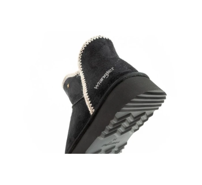 Wrangler Elsa zimní kotníkové boty zateplené pohodlné módní Wrangler Elsa zimní kotníkové boty zateplené pohodlné módní