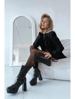 Lakované dámské kotníkové boty na platformě a klínovém podpatku černé Calvessa Lakované dámské kotníkové boty na platformě a klínovém podpatku černé Calvessa