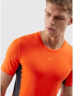 Pánské sportovní tričko slim z recyklovaných materiálů 4F - oranžové Pánské sportovní tričko slim z recyklovaných materiálů 4F - oranžové
