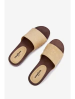 Dámské žabky se zlatými sponami Žluté model 21918754 - Boto Dámské žabky se zlatými sponami Žluté model 21918754 - Boto