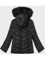 Krátká černá zimní bunda s kapucí (5M3138-392A)