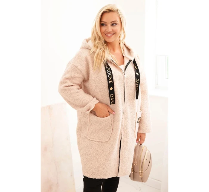 Dámský kabát Plus Size z umělého beránka s kapucí a kapsami béžový