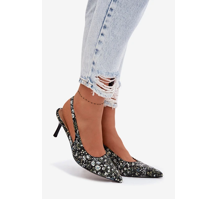 Zdobené dámské sandály na podpatku s květinovým vzorem Černé model 22103124 - Boto