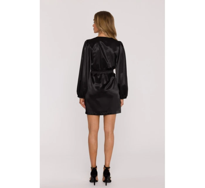 Saténové mini šaty s rukávy černé model 21479302 - Moe