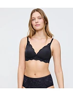 AMOURETTE CHARM – Braletka bez kostic s plunge efektem Triumph AMOURETTE CHARM – Braletka bez kostic s plunge efektem Triumph