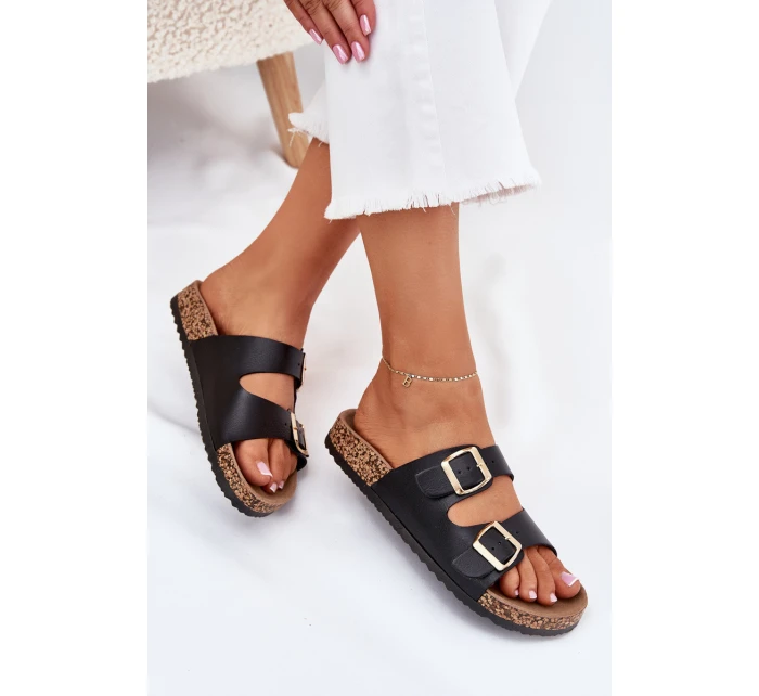 Dámské sandály s přezkami z eko kůže černé Iskira Dámské sandály s přezkami z eko kůže černé Iskira