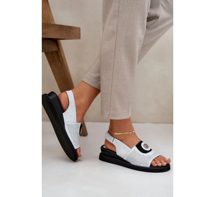 Dámské sandály na klínu – stříbrné Isnnoria