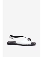 Sandály Na Ploché Podpatky S Dekorací Eko Kůže Stříbrné Tillireta Sandály Na Ploché Podpatky S Dekorací Eko Kůže Stříbrné Tillireta