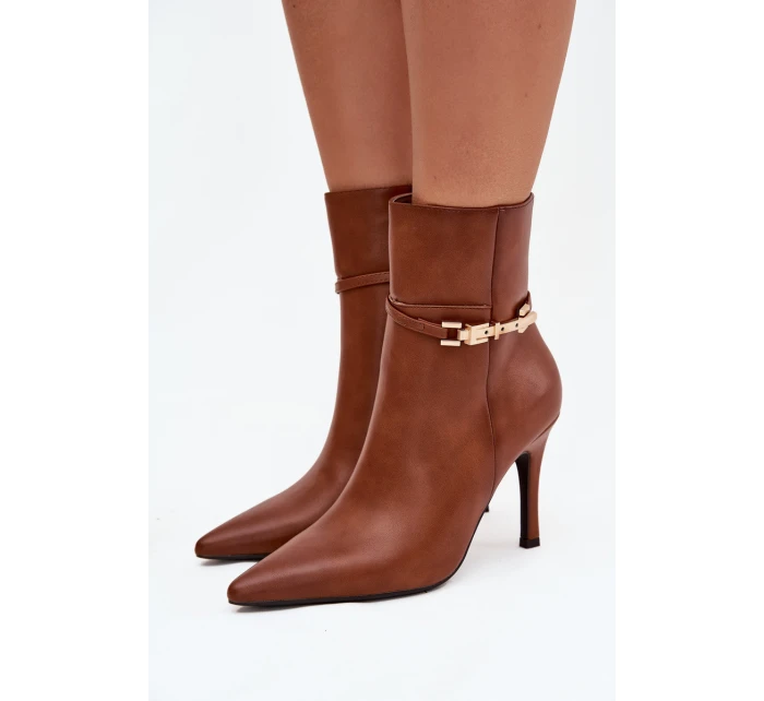 Dámské kotníkové boty na jehlovém podpatku s páskem a zlatým zateplené Camel model 21710800 - Boto Dámské kotníkové boty na jehlovém podpatku s páskem a zlatým zateplené Camel model 21710800 - Boto
