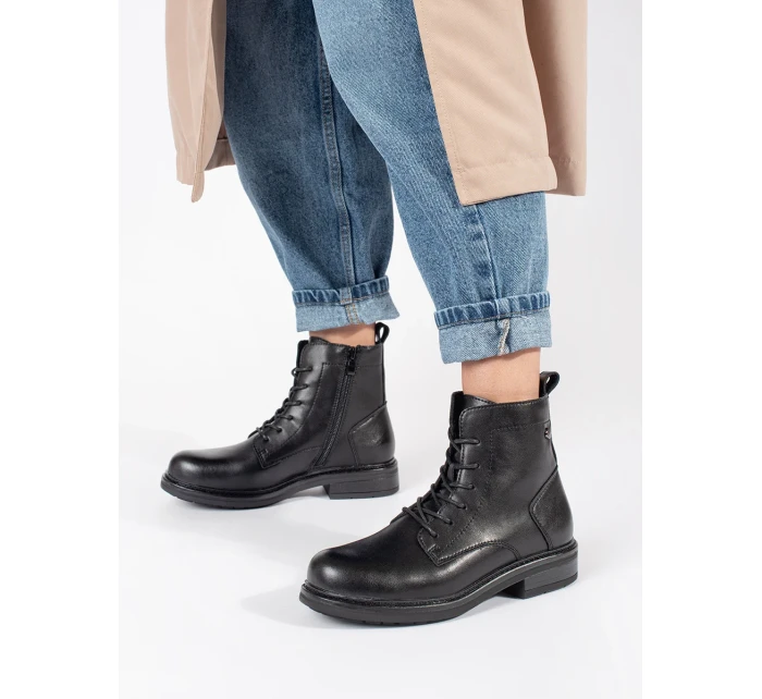 Komfortní kotníčkové boty dámské černé na širokém podpatku Komfortní kotníčkové boty dámské černé na širokém podpatku