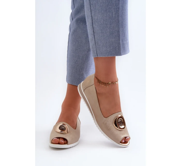 Dámské lodičky s ozdobou z ekokože zlaté Biolita