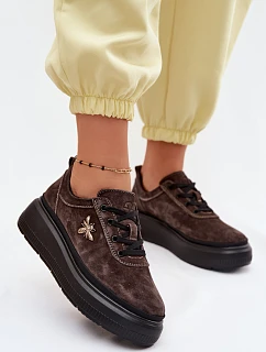 Kožené semišové dámské polobotky na platformě model 22133418 Čokoládové - VINCEZA