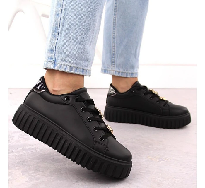 Dámská sportovní obuv na platformě černá NEWS 4756