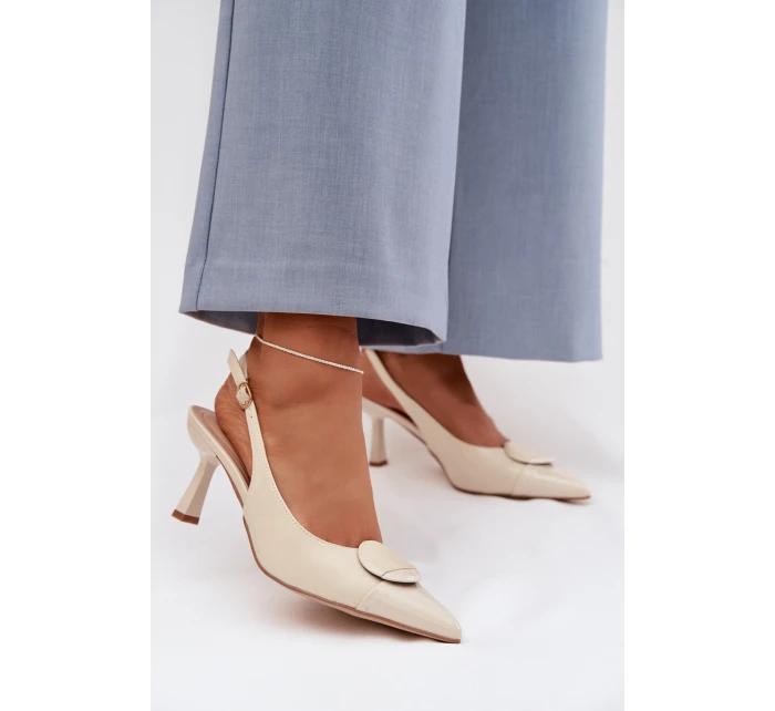 Dámské sandály na podpatku s ozdobným detailem světle béžové model 22027892 - Boto Dámské sandály na podpatku s ozdobným detailem světle béžové model 22027892 - Boto