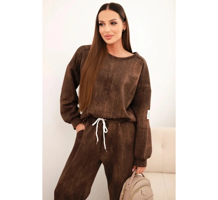 Dámská oversize souprava z viskózy s efektem vyblednutí hnědá Dámská oversize souprava z viskózy s efektem vyblednutí hnědá